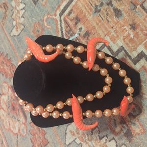 Large strand of faux pearl with shrimp